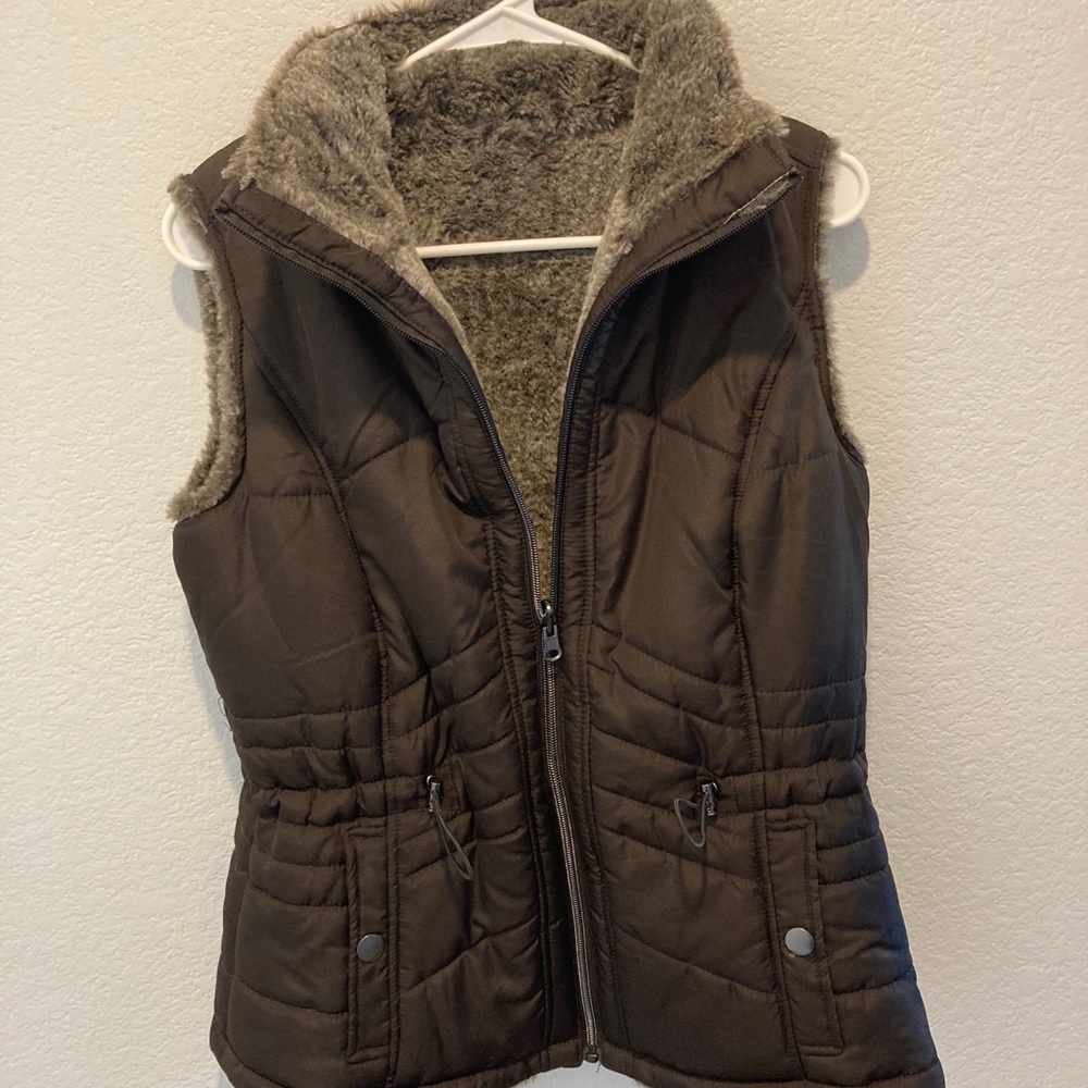 Reversible Faux Fur Sleeveless Vest
